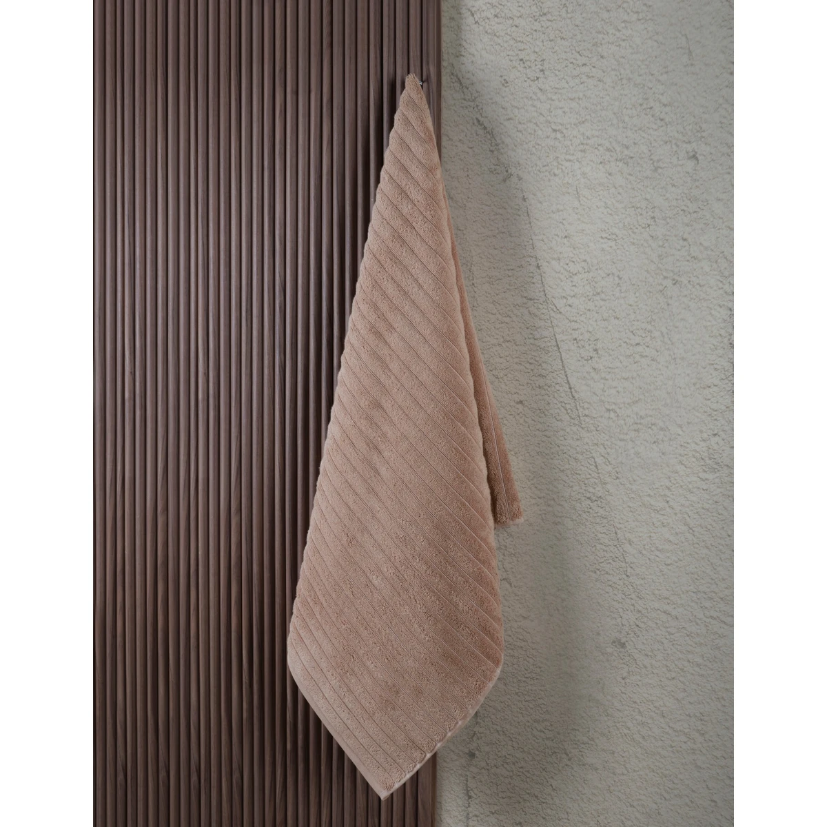 Manamo Zoey Bath Towel Luxury Cotton Quartz  75x150 cm