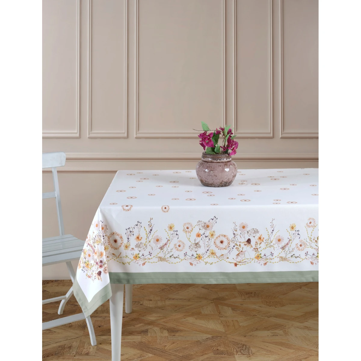 Manamo Narcis Table Cloth Digital Print Polyester  140x140 cm