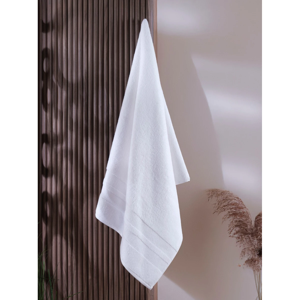 Manamo Savona Bath Towel Luxury Cotton White  75x150 cm