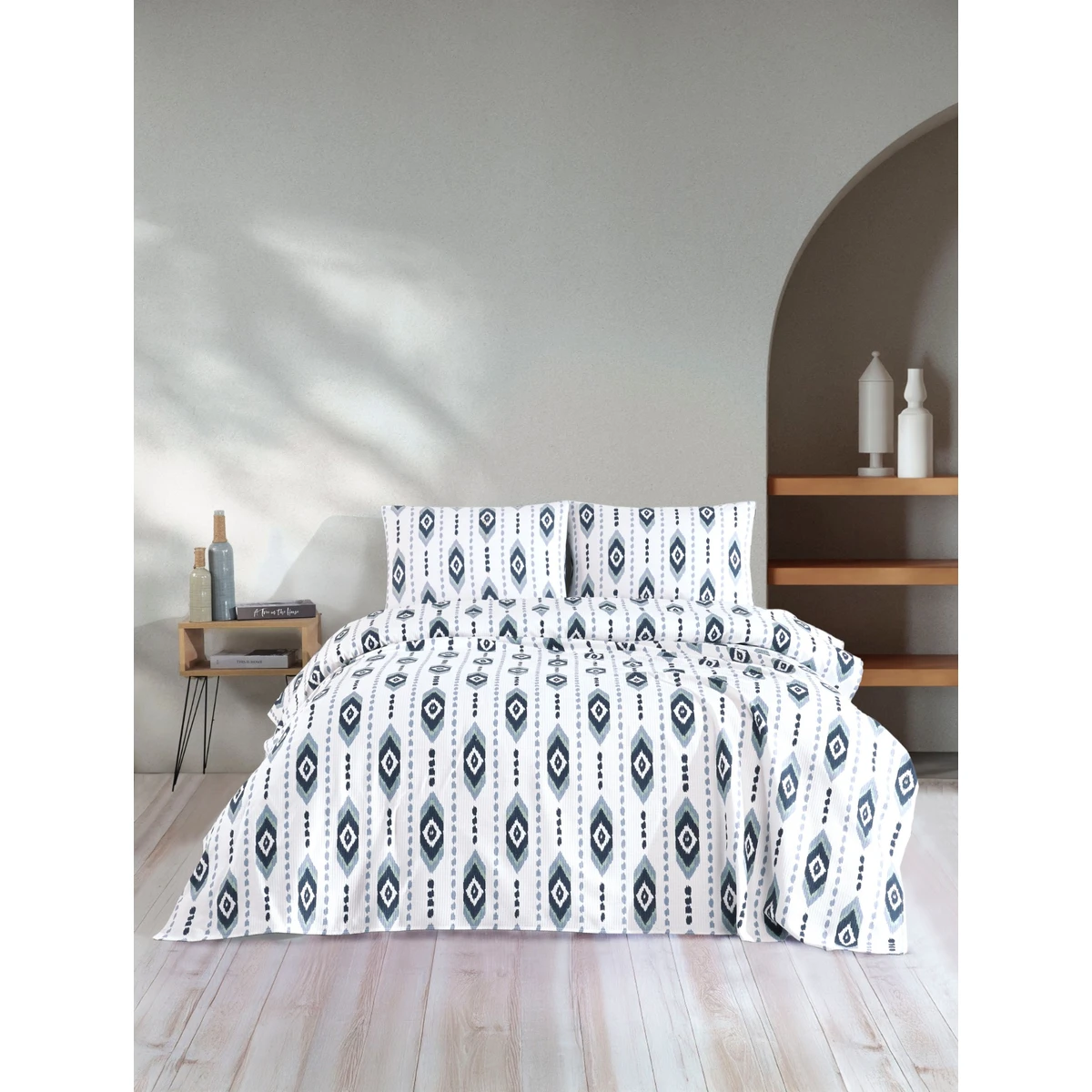 Manamo Shannon Digital Printed Pike Bedspread 200x220    