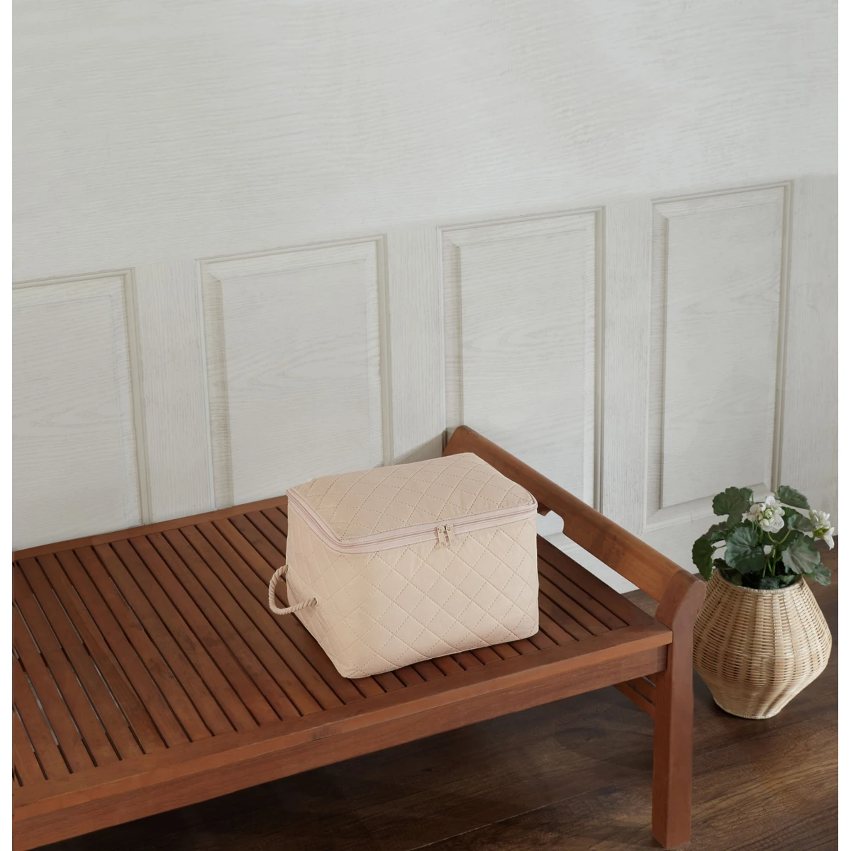 Manamo  Plain Organizer Quilted Beige 30x22x18 cm