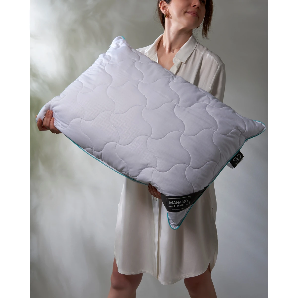 Manamo Embos Pillow 50x70  