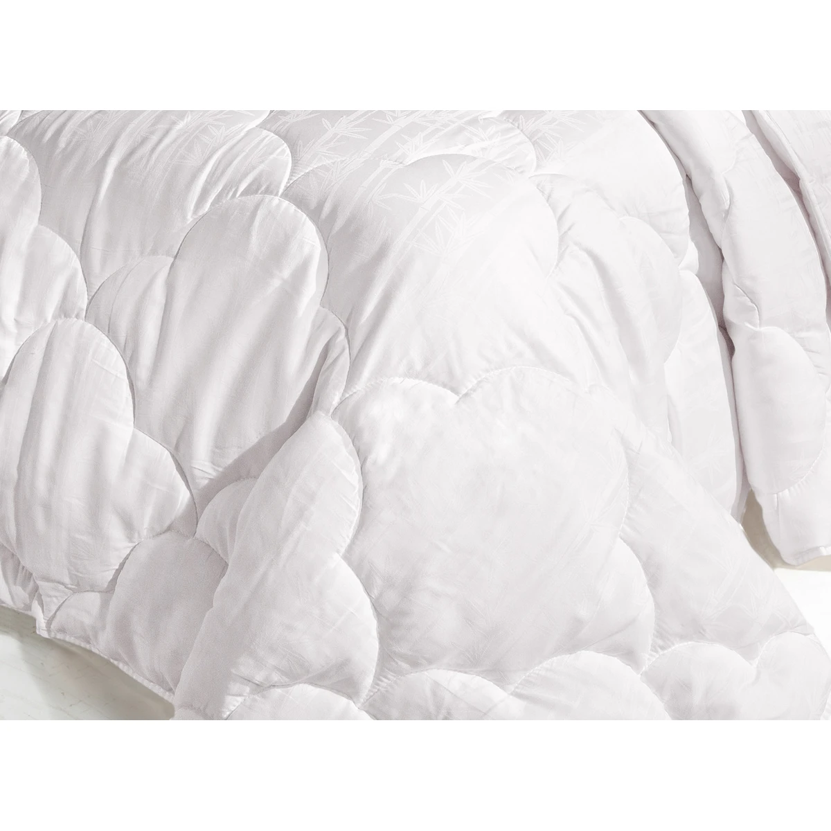 Manamo Bamboo Touch Quilt Single Size 155x215